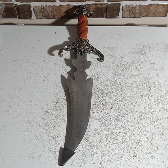 Frost Design Sword by Jim Frost Made In Pakistan With Case 20